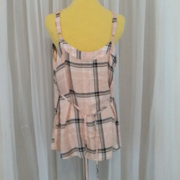 Torrid Size 00 Top Sleeveless Plus Size Blouse - Picture 3 of 8